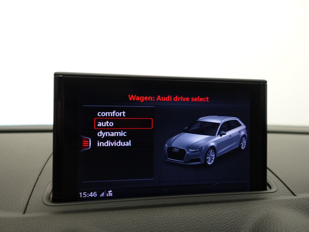 
Audi A3 Sportback 1.0 TFSI S line- Sport Leder, Xenon Led, Clima, Navi, Cruise, Dynamic Select vol									