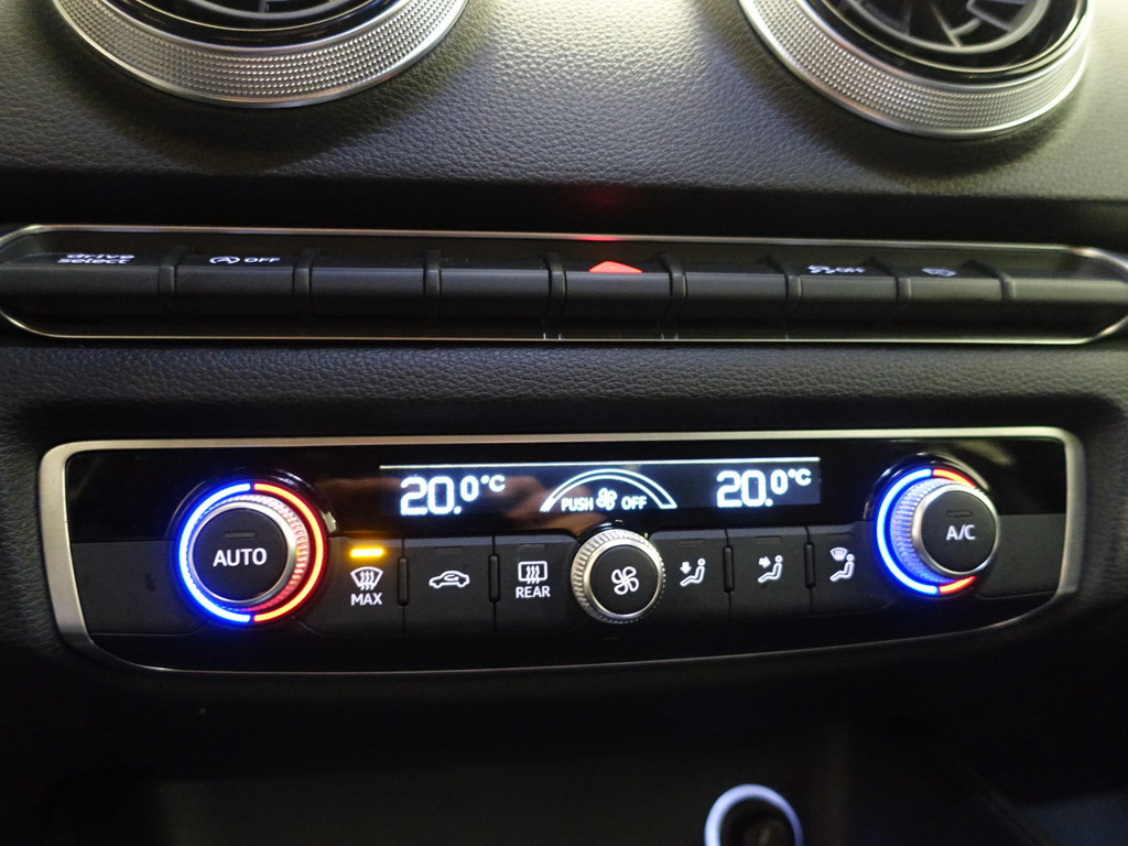 
Audi A3 Sportback 1.0 TFSI S line- Sport Leder, Xenon Led, Clima, Navi, Cruise, Dynamic Select vol									