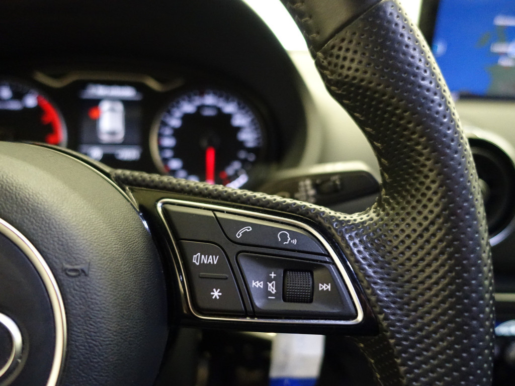 
Audi A3 Sportback 1.0 TFSI S line- Sport Leder, Xenon Led, Clima, Navi, Cruise, Dynamic Select vol									