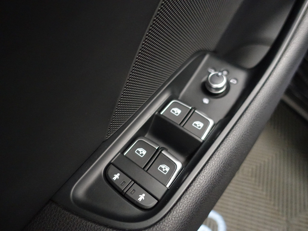 
Audi A3 Sportback 1.0 TFSI S line- Sport Leder, Xenon Led, Clima, Navi, Cruise, Dynamic Select vol									