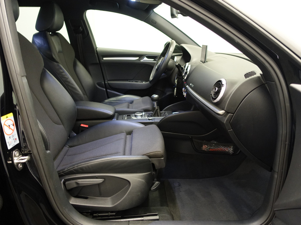 
Audi A3 Sportback 1.0 TFSI S line- Sport Leder, Xenon Led, Clima, Navi, Cruise, Dynamic Select vol									