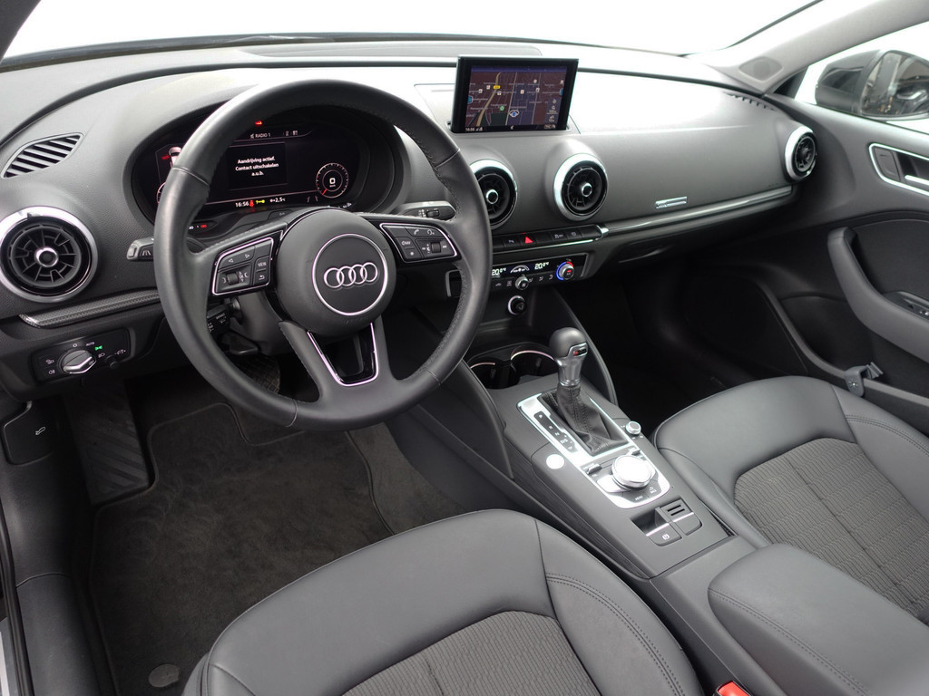 
								Audi A3 Limousine 30 TFSI Pro Line S Aut- Virtual Cockpit, Ada Cruise, Xenon Led, Keyless, Park Assist, Sfeerverlichting vol									
