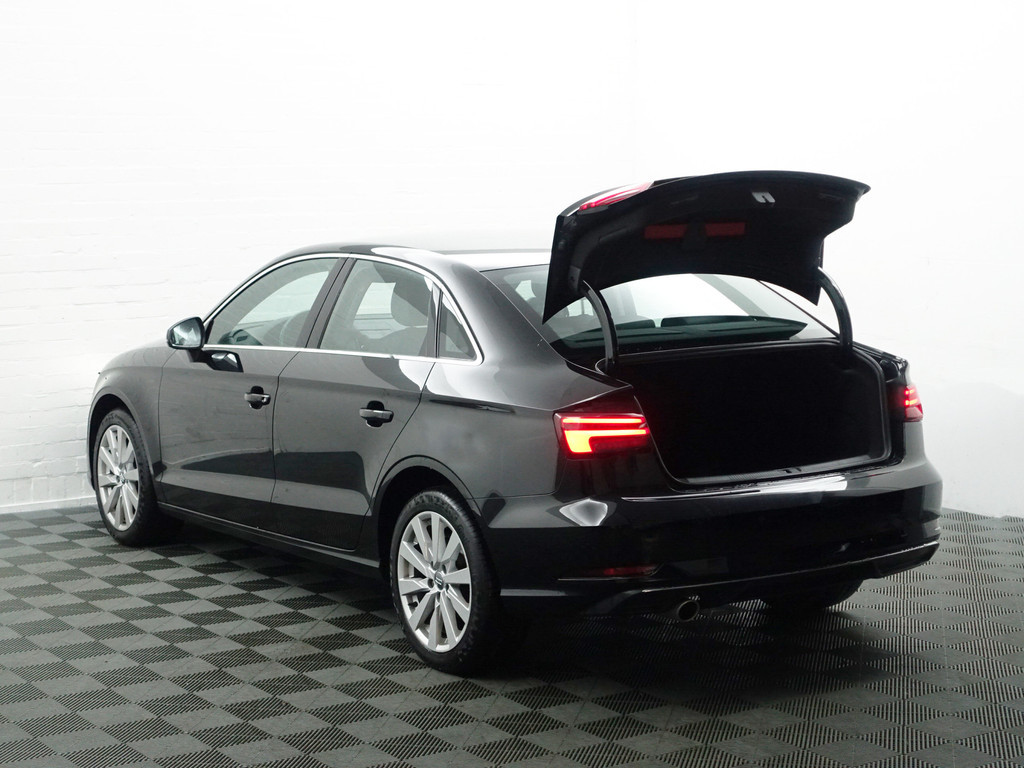 
								Audi A3 Limousine 30 TFSI Pro Line S Aut- Virtual Cockpit, Ada Cruise, Xenon Led, Keyless, Park Assist, Sfeerverlichting vol									