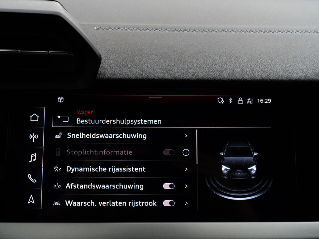 
Audi A3 Sportback 45 TFSI e 285pk S Competition Aut- Bang Olufsen, Head Up, Design Interieur, Sfeerverlichting, Xenon Led Matrix, CarPlay vol									