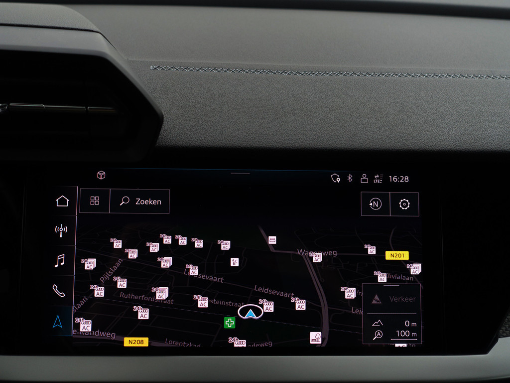 
Audi A3 Sportback 45 TFSI e 285pk S Competition Aut- Bang Olufsen, Head Up, Design Interieur, Sfeerverlichting, Xenon Led Matrix, CarPlay vol									