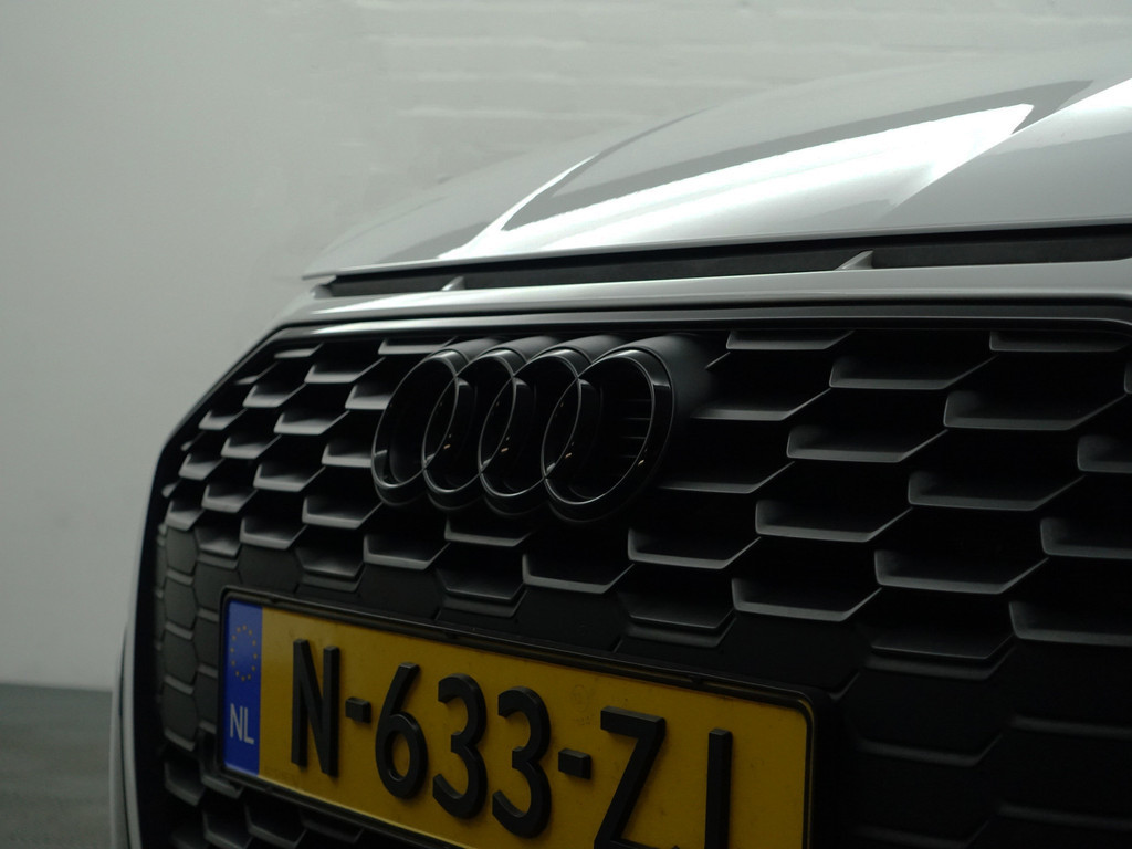 
Audi A3 Sportback 45 TFSI e 285pk S Competition Aut- Bang Olufsen, Head Up, Design Interieur, Sfeerverlichting, Xenon Led Matrix, CarPlay vol									