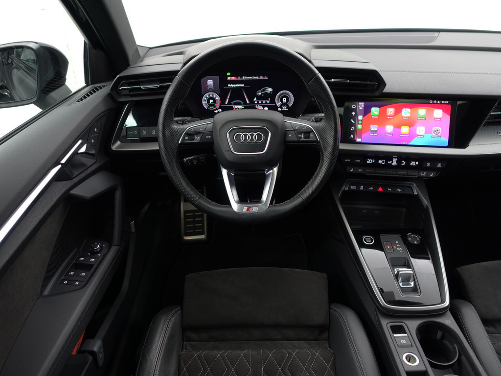 
Audi A3 Sportback 45 TFSI e S Competition Black Optic Aut- Panodak, Sfeerverlichting, Bang Olufsen, CarPlay, Dynamic Select vol									