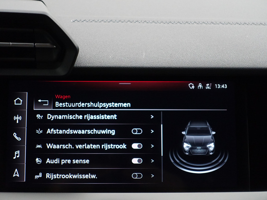 
Audi A3 Sportback 45 TFSI e S Competition Black Optic Aut- Panodak, Sfeerverlichting, Bang Olufsen, CarPlay, Dynamic Select vol									