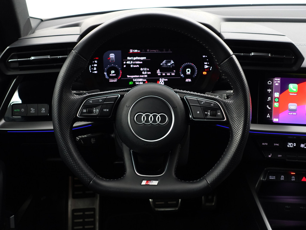 
Audi A3 Sportback 35 TFSI S Line Black Optic Aut- Bang Olufsen, Sfeerverlichting, Park Assist, Xenon Led, CarPlay, Dynamic Select vol									