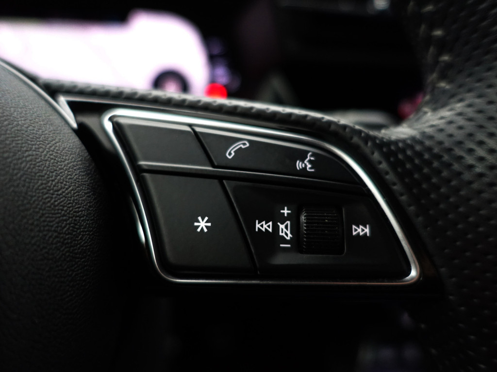 
Audi A3 Sportback 35 TFSI S Line Black Optic Aut- Bang Olufsen, Sfeerverlichting, Park Assist, Xenon Led, CarPlay, Dynamic Select vol									