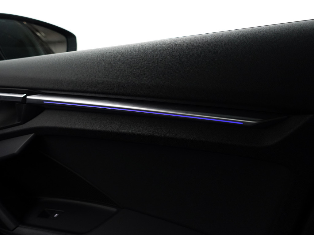 
Audi A3 Sportback 35 TFSI S Line Black Optic Aut- Bang Olufsen, Sfeerverlichting, Park Assist, Xenon Led, CarPlay, Dynamic Select vol									