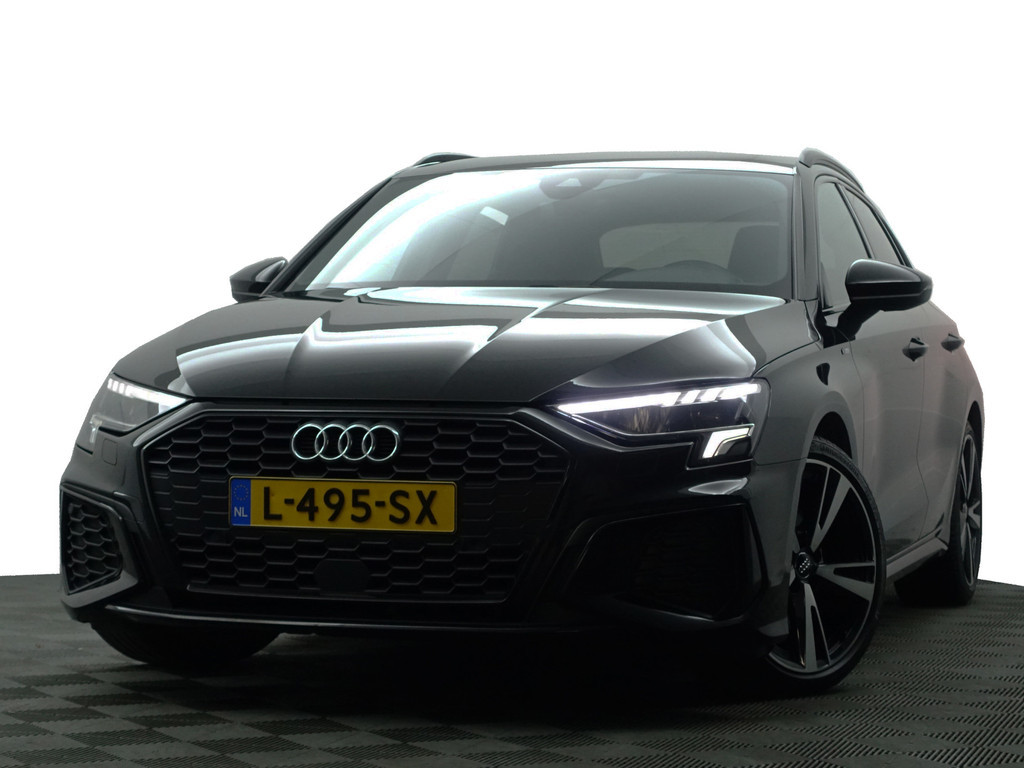 
Audi A3 Sportback 35 TFSI S Line Black Optic Aut- Bang Olufsen, Sfeerverlichting, Park Assist, Xenon Led, CarPlay, Dynamic Select vol									