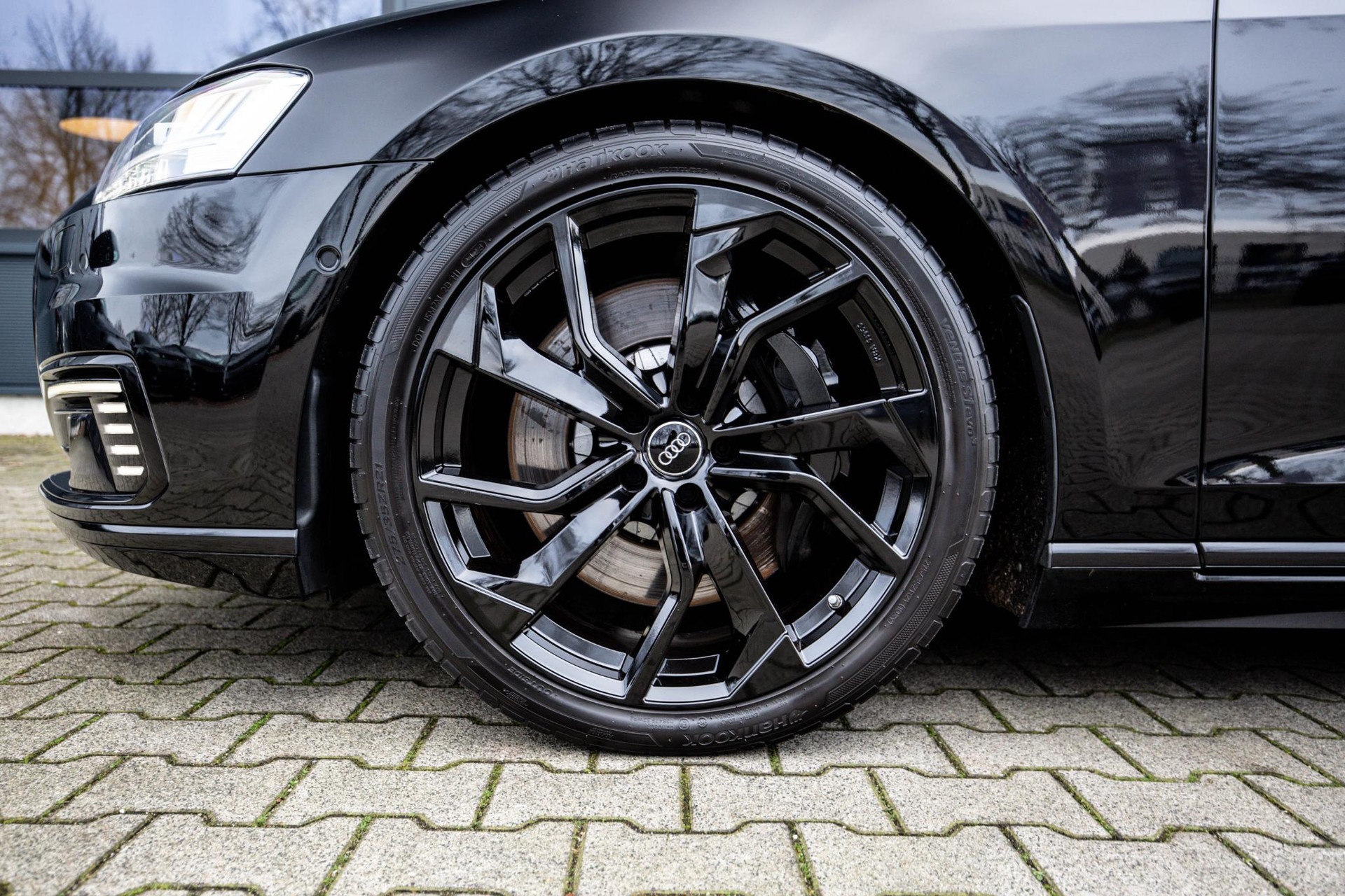 
								Audi A8 60 TFSI e Quattro Pro Line Plus vol									