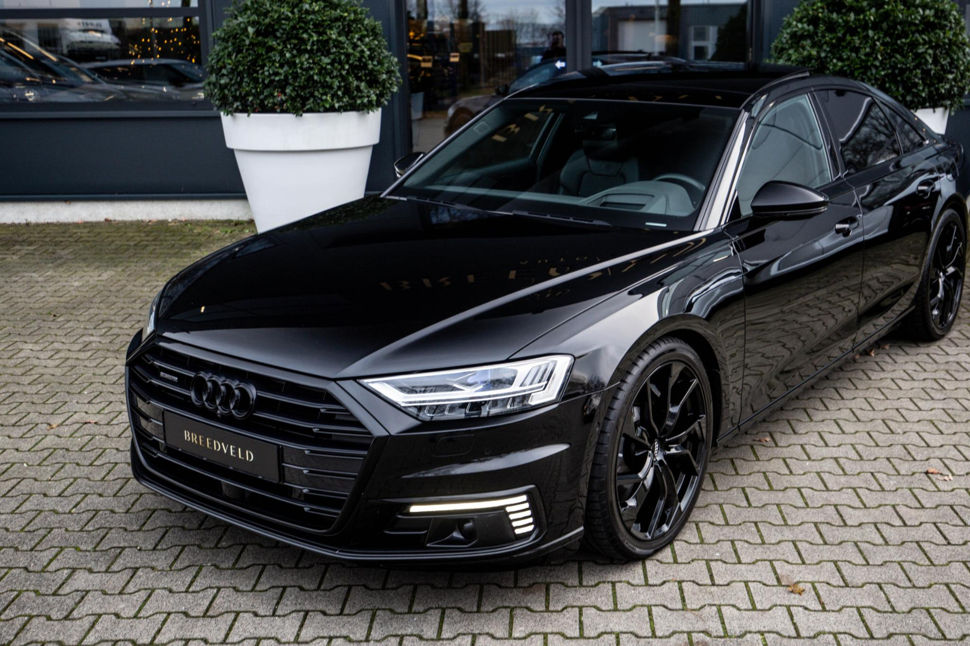 
								Audi A8 60 TFSI e Quattro Pro Line Plus vol									