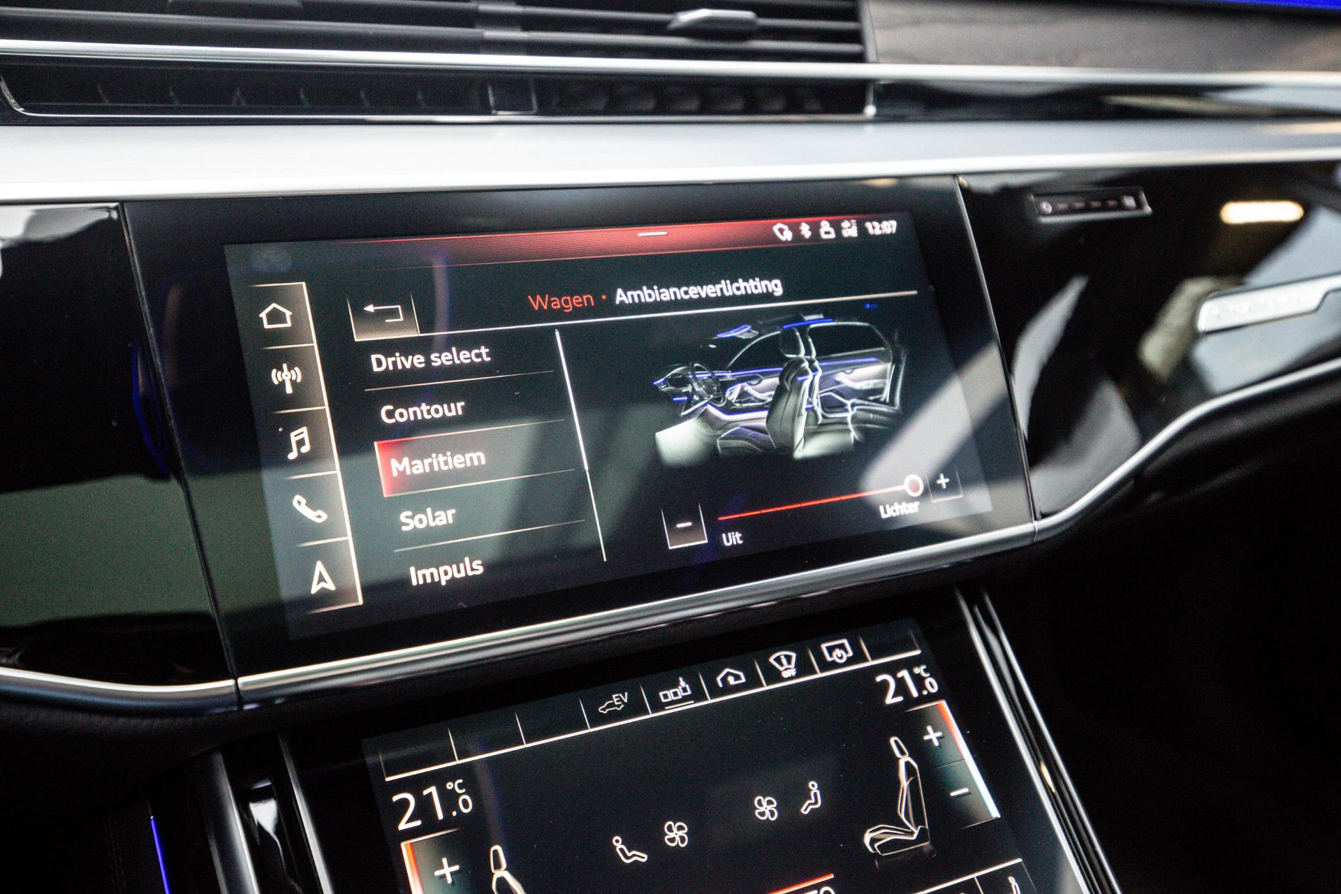 
								Audi A8 60 TFSI e Quattro Pro Line Plus vol									