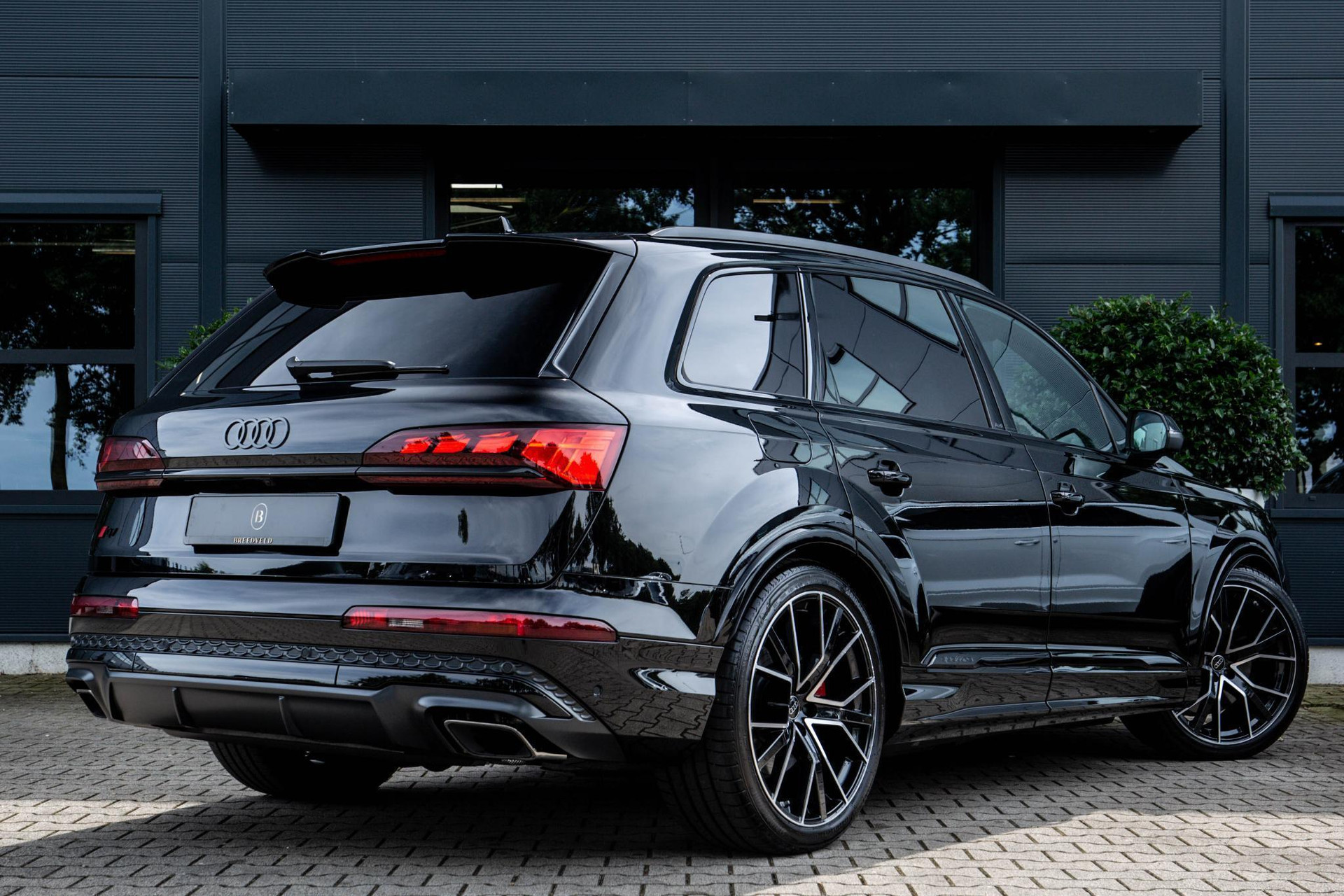 
Audi Q7 60 TFSI e vol									