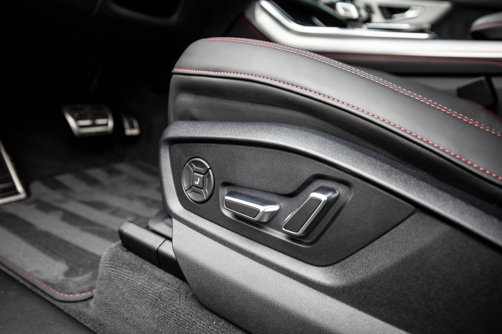 
Audi Q7 50 TDI quattro Pro Line Advanced 7p vol									