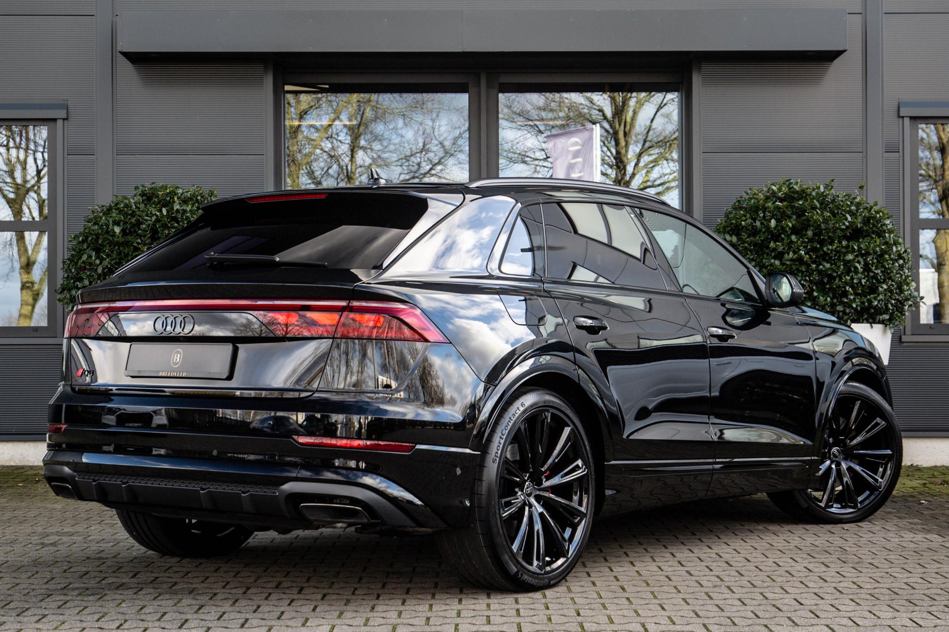 
Audi Q8 60 TFSI e vol									