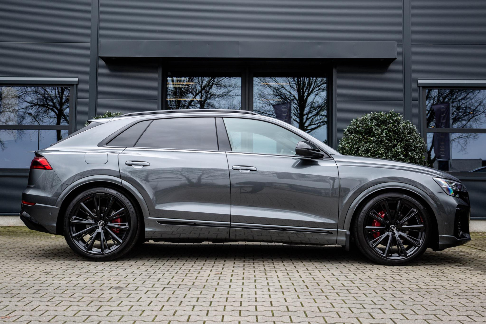 
								Audi Q8 50 TDI quattro Pro Line S vol									