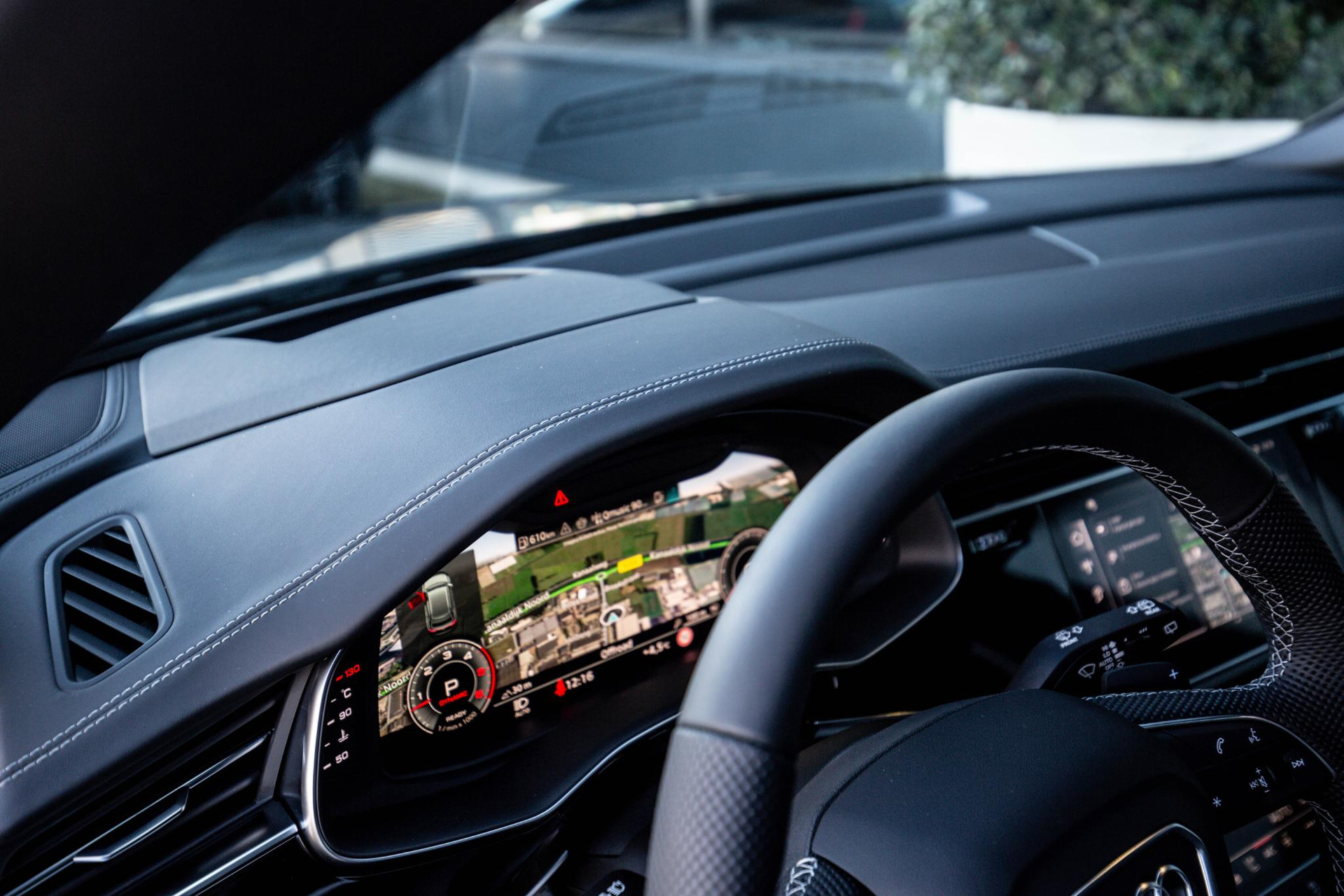 
								Audi Q8 50 TDI quattro Pro Line S vol									
