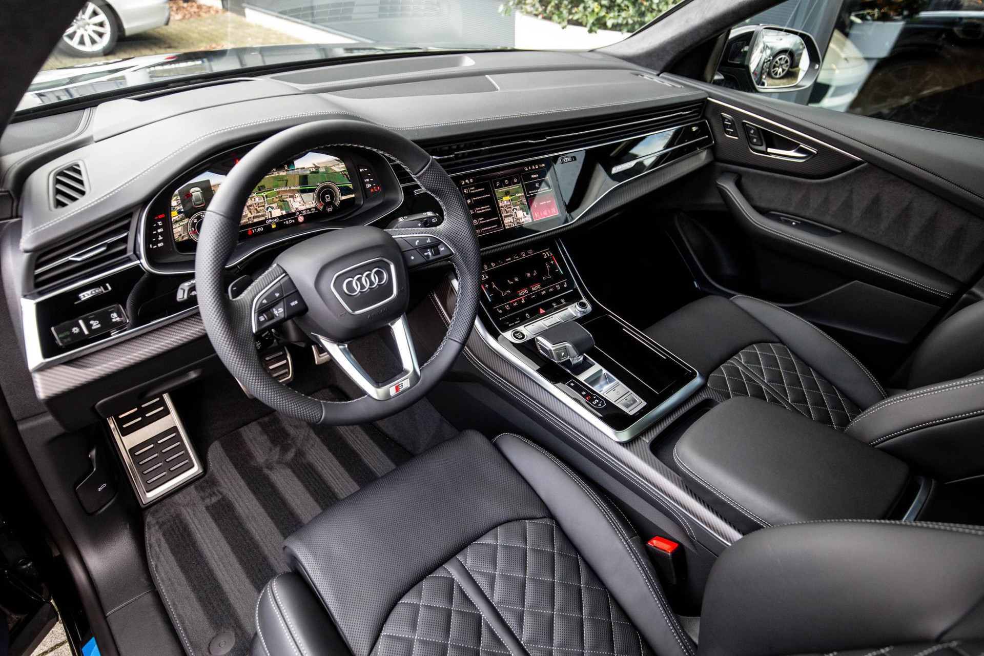
								Audi Q8 50 TDI quattro Pro Line S vol									