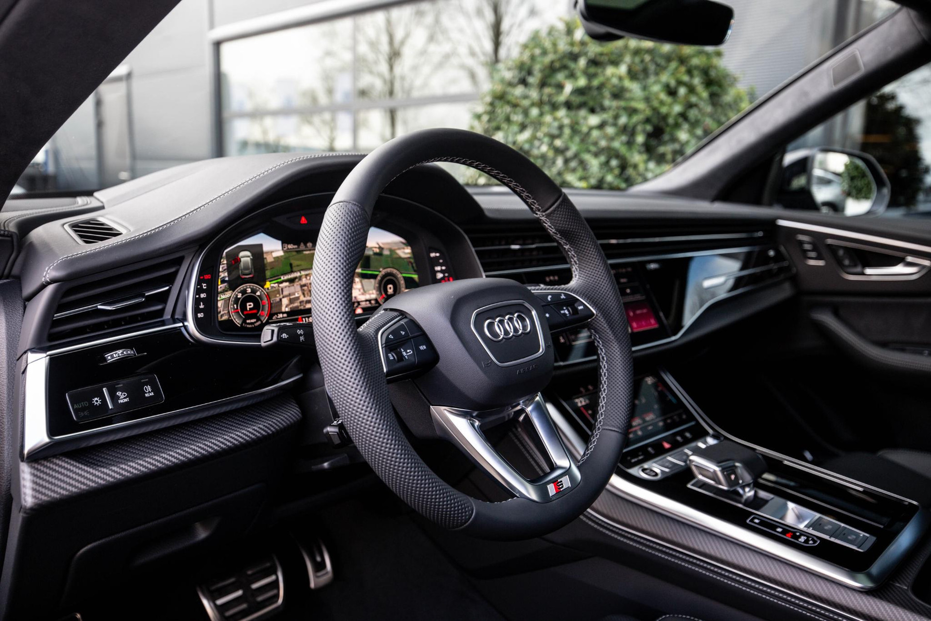 
								Audi Q8 50 TDI quattro Pro Line S vol									