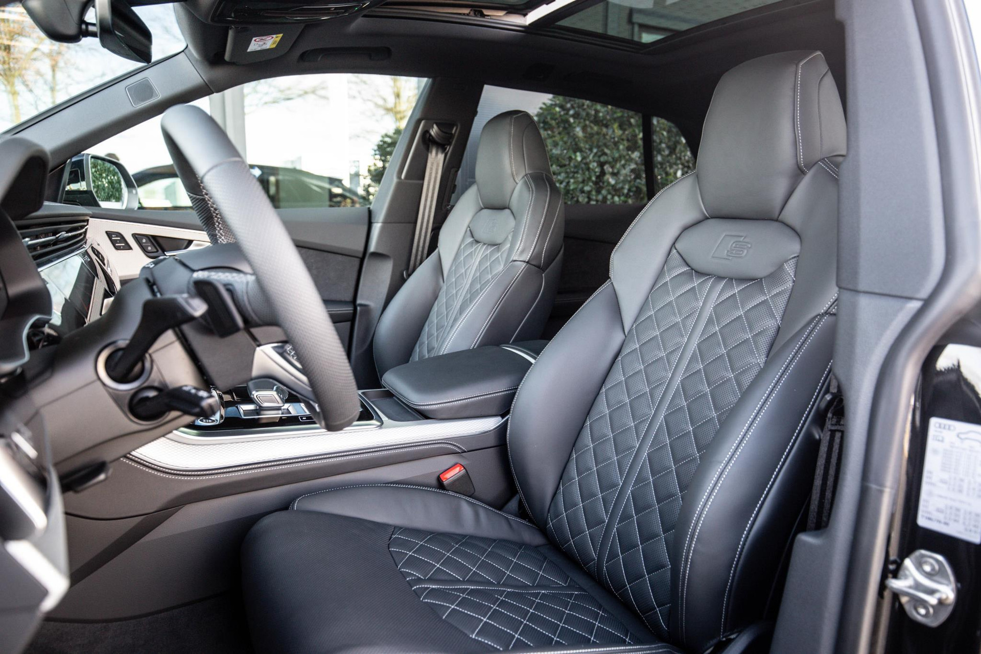 
Audi Q8 50 TDI quattro Pro Line S vol									