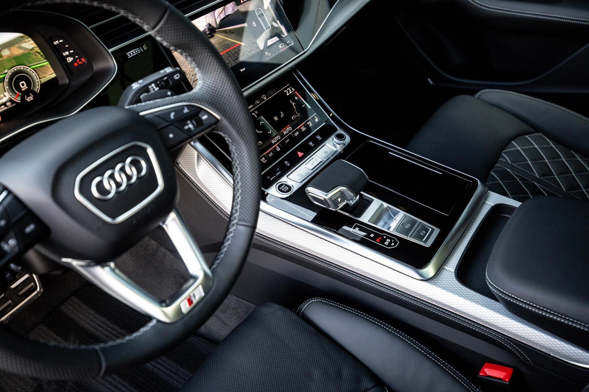 
Audi Q8 50 TDI quattro Pro Line S vol									