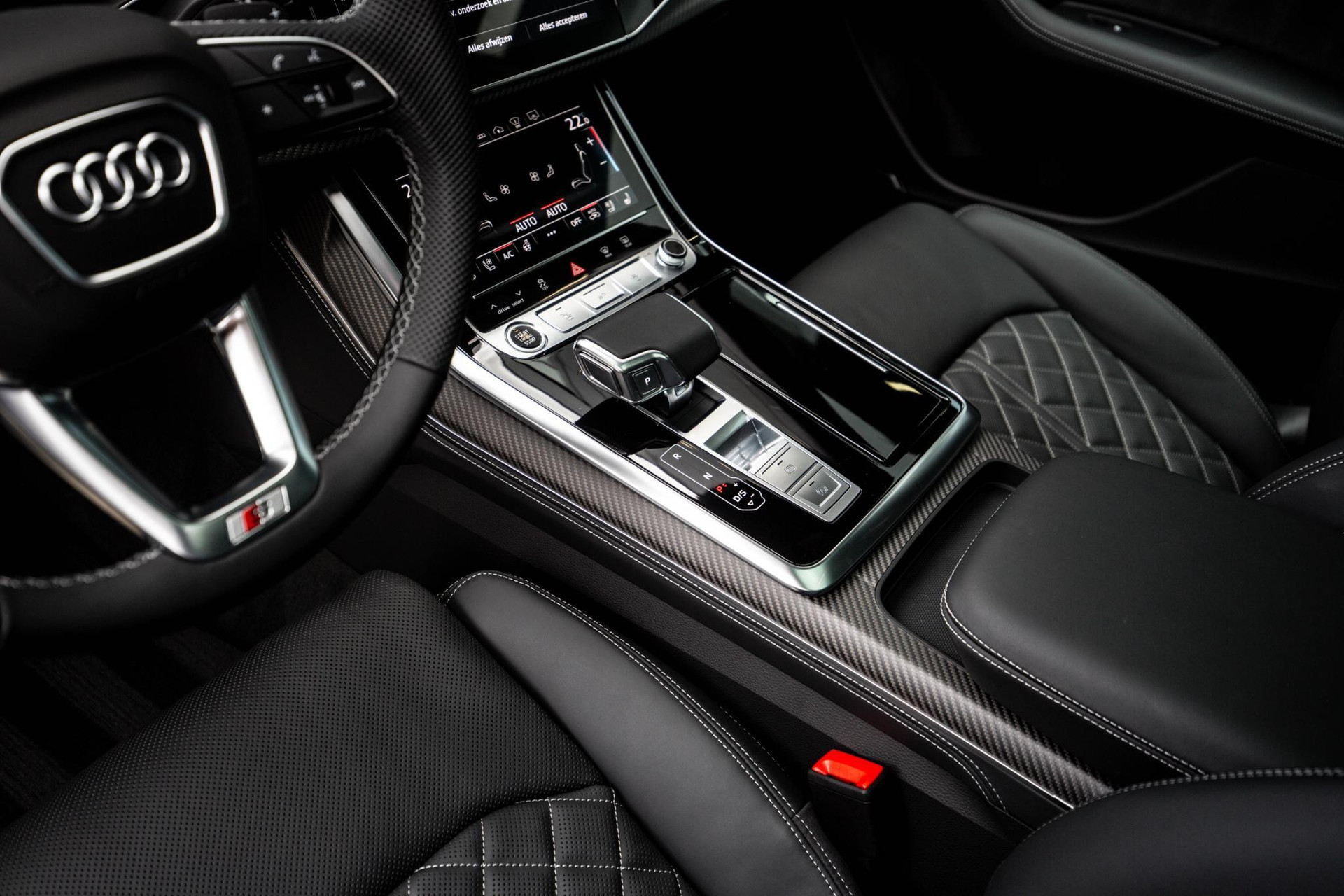 
Audi Q8 60 TFSI e vol									