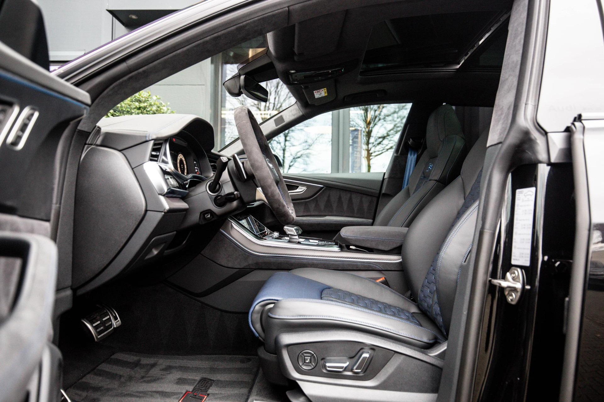 
Audi RSQ8 4.0 TFSI Performance vol									