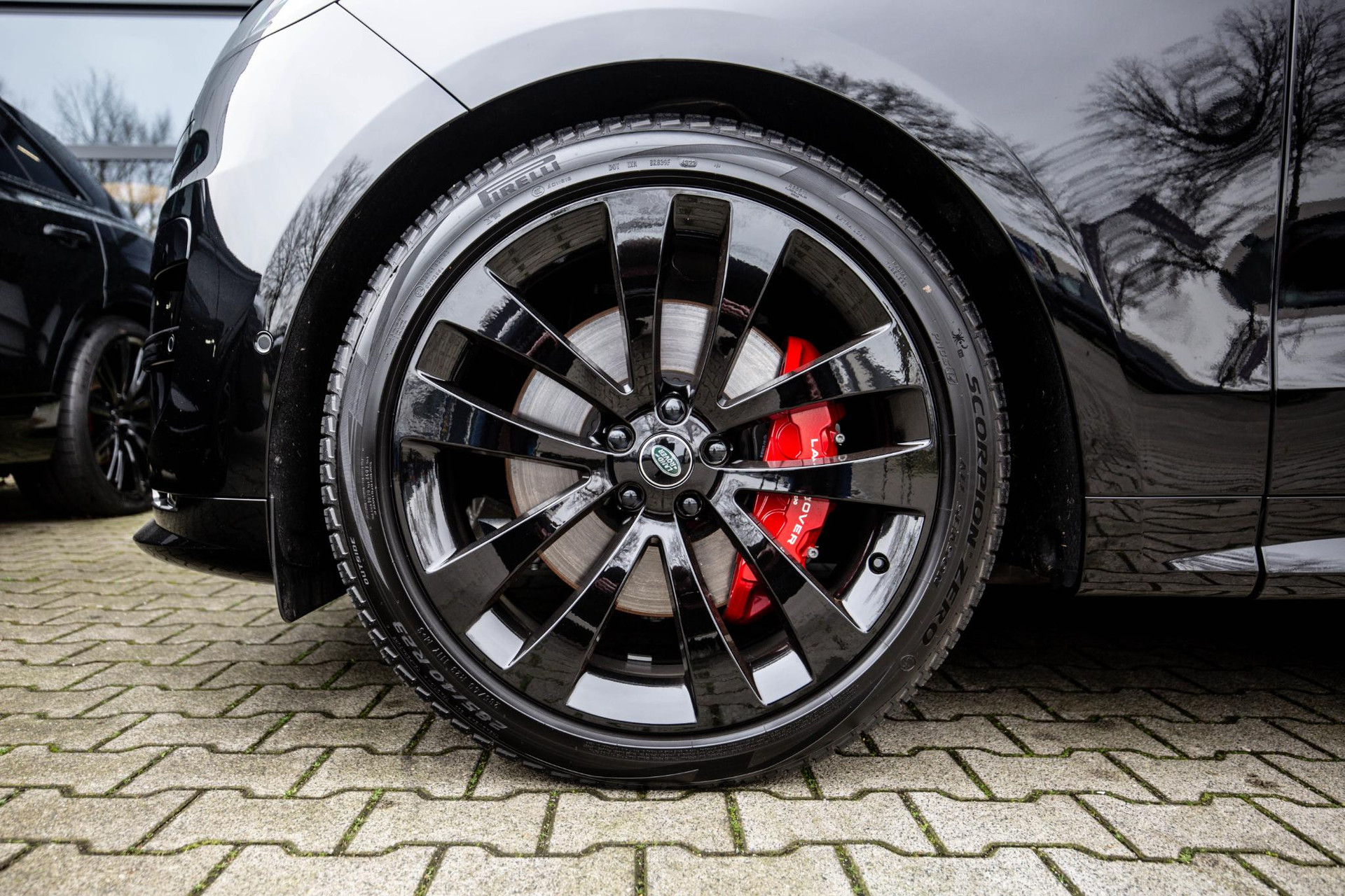 
Land Rover Range Rover Sport 4.4 P530 First Edition vol									