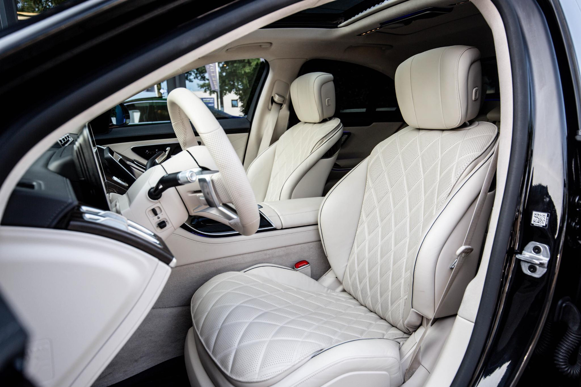 
Mercedes-Benz S-Klasse 400d 4MATIC AMG vol									