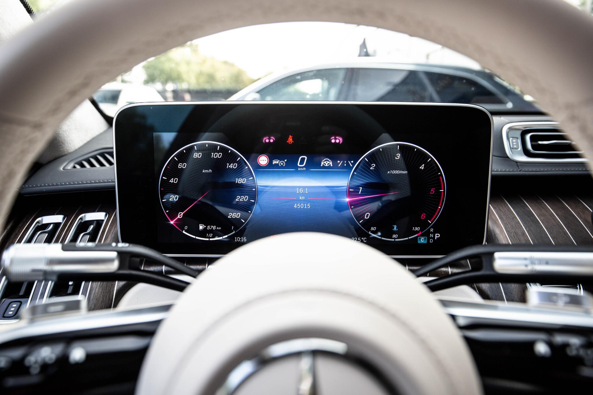 
Mercedes-Benz S-Klasse 400d 4MATIC AMG vol									