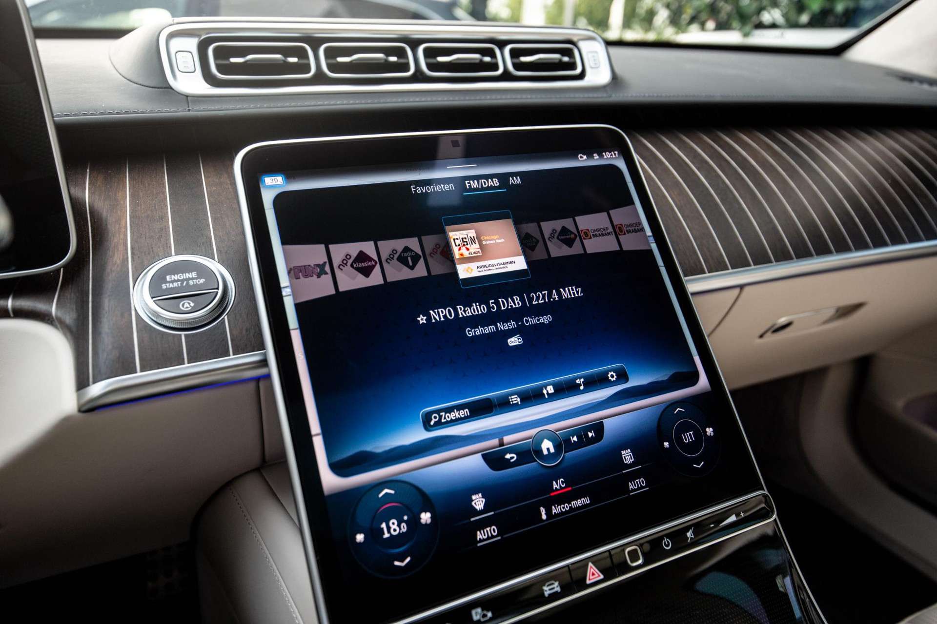 
Mercedes-Benz S-Klasse 400d 4MATIC AMG vol									