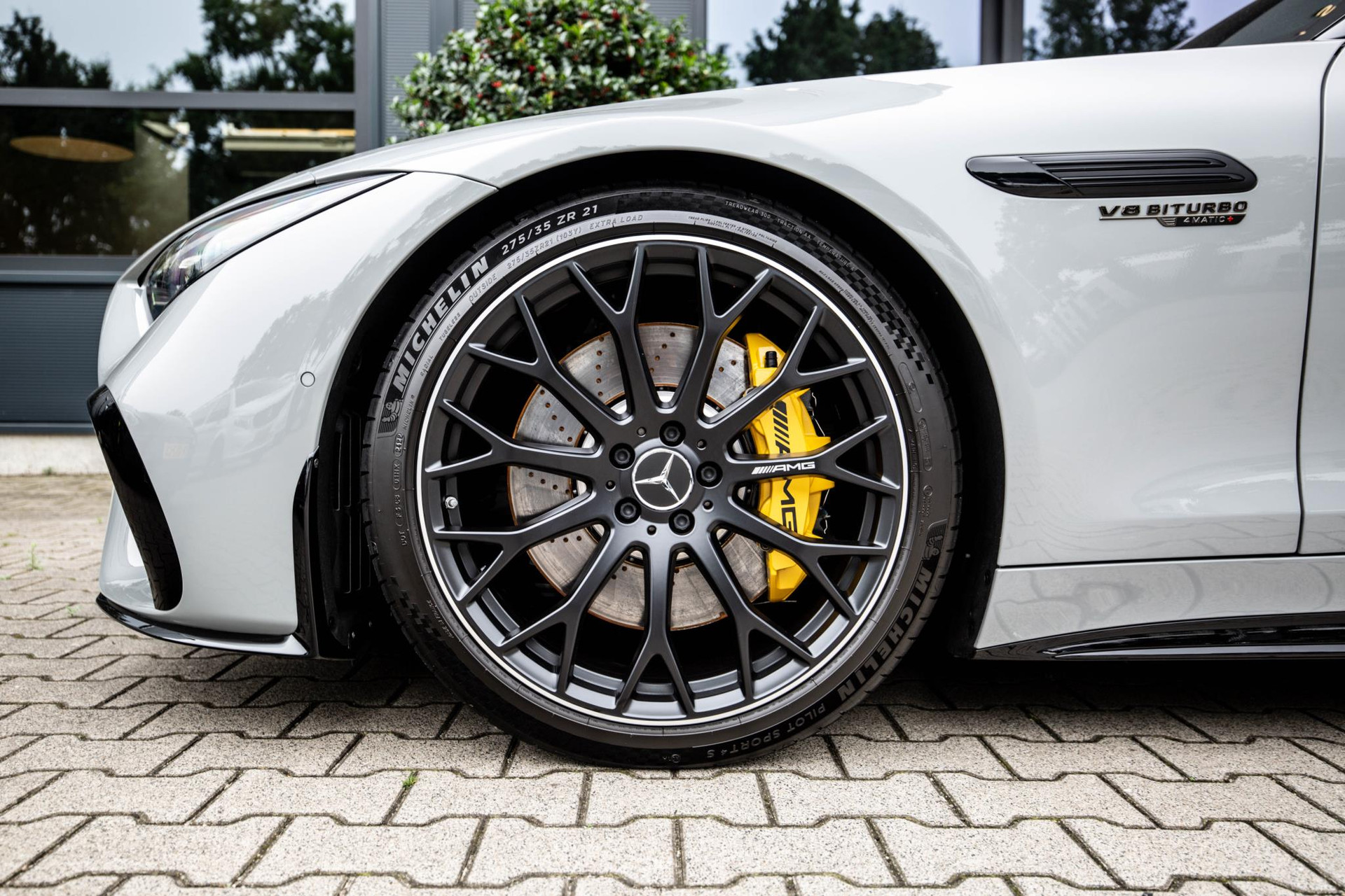 
								Mercedes-Benz SL-Klasse 63 AMG Roadster vol									