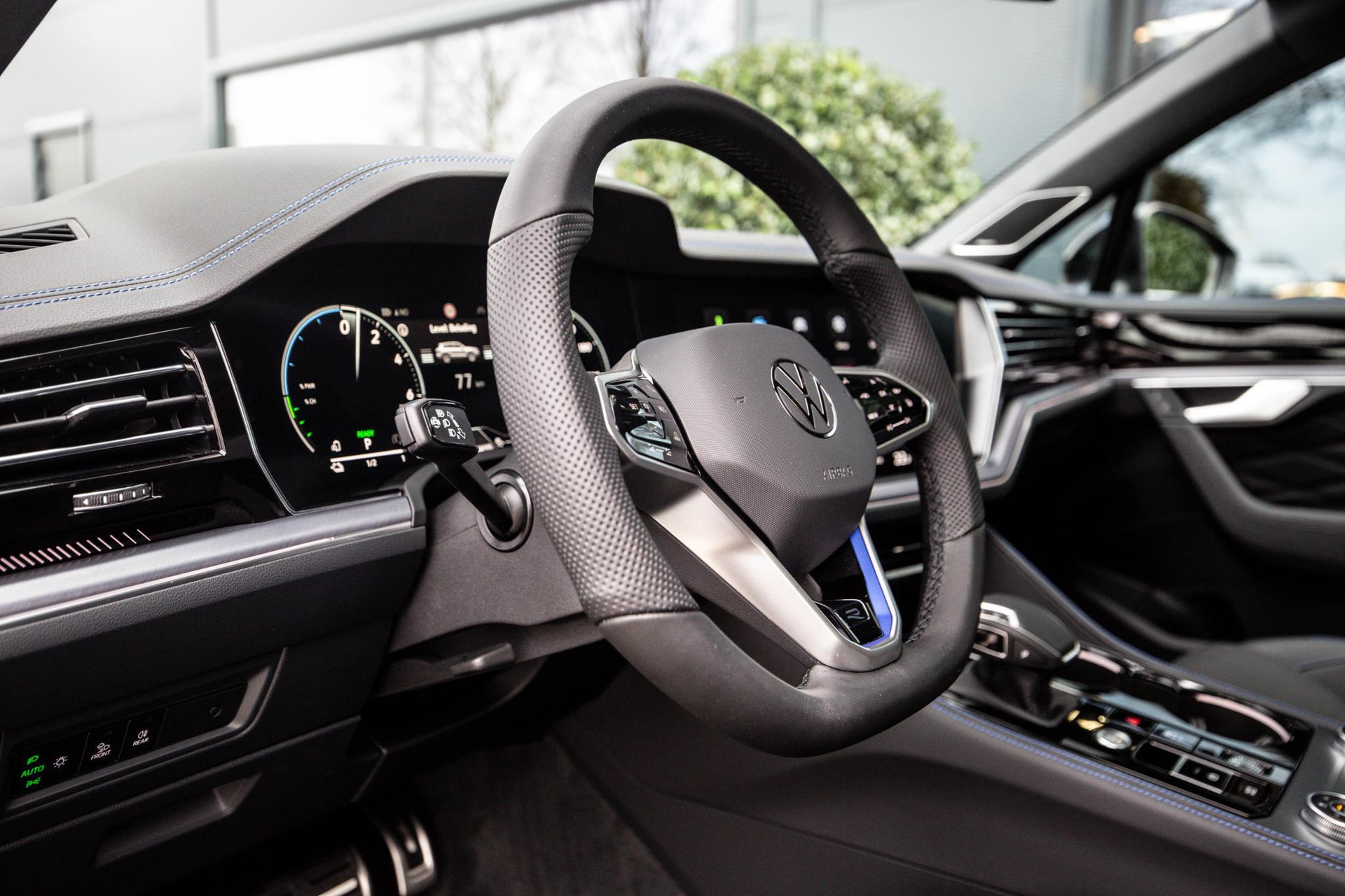 
Volkswagen Touareg 3.0 TSi eHybrid 4MOTION R vol									