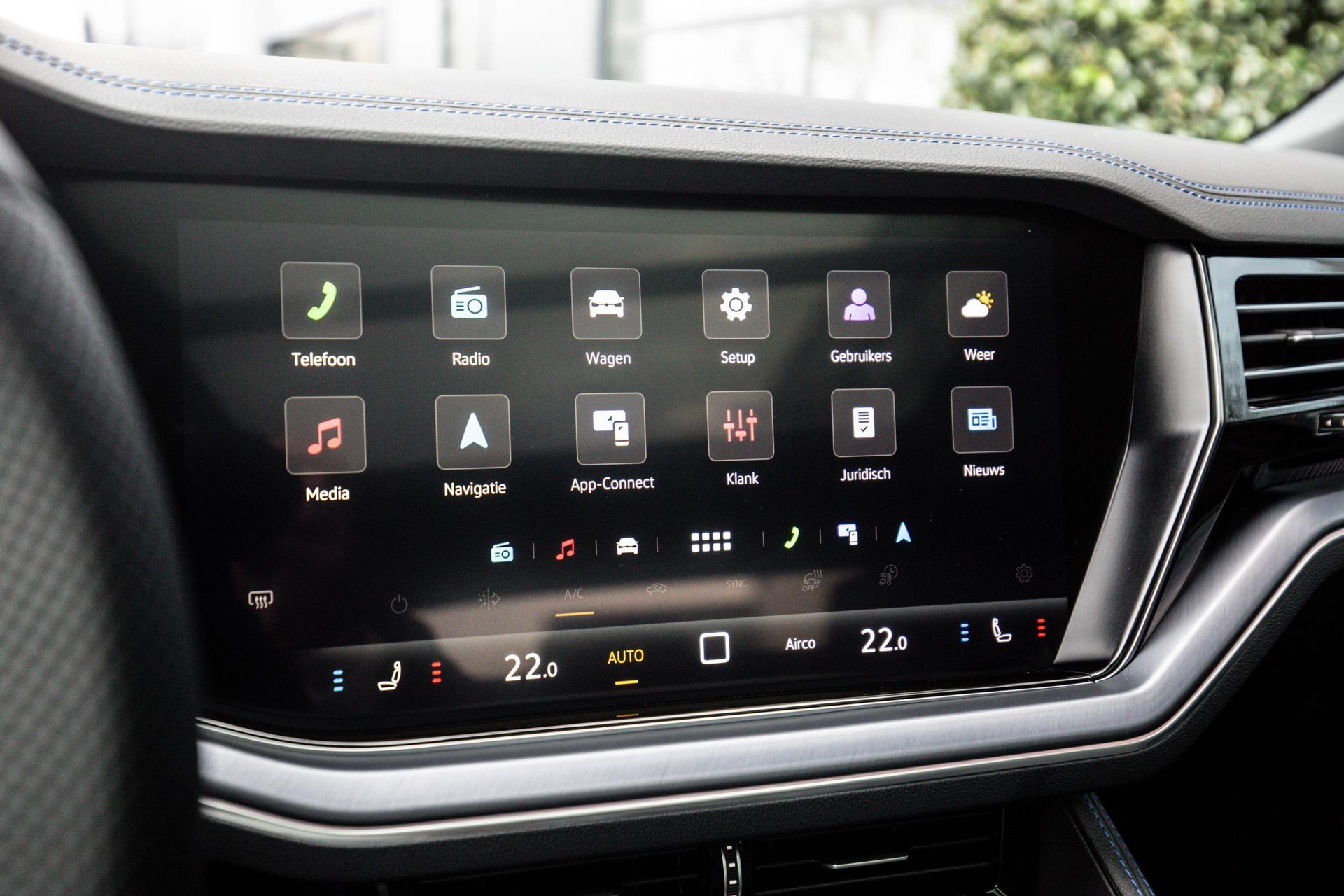 
Volkswagen Touareg 3.0 TSi eHybrid 4MOTION R vol									