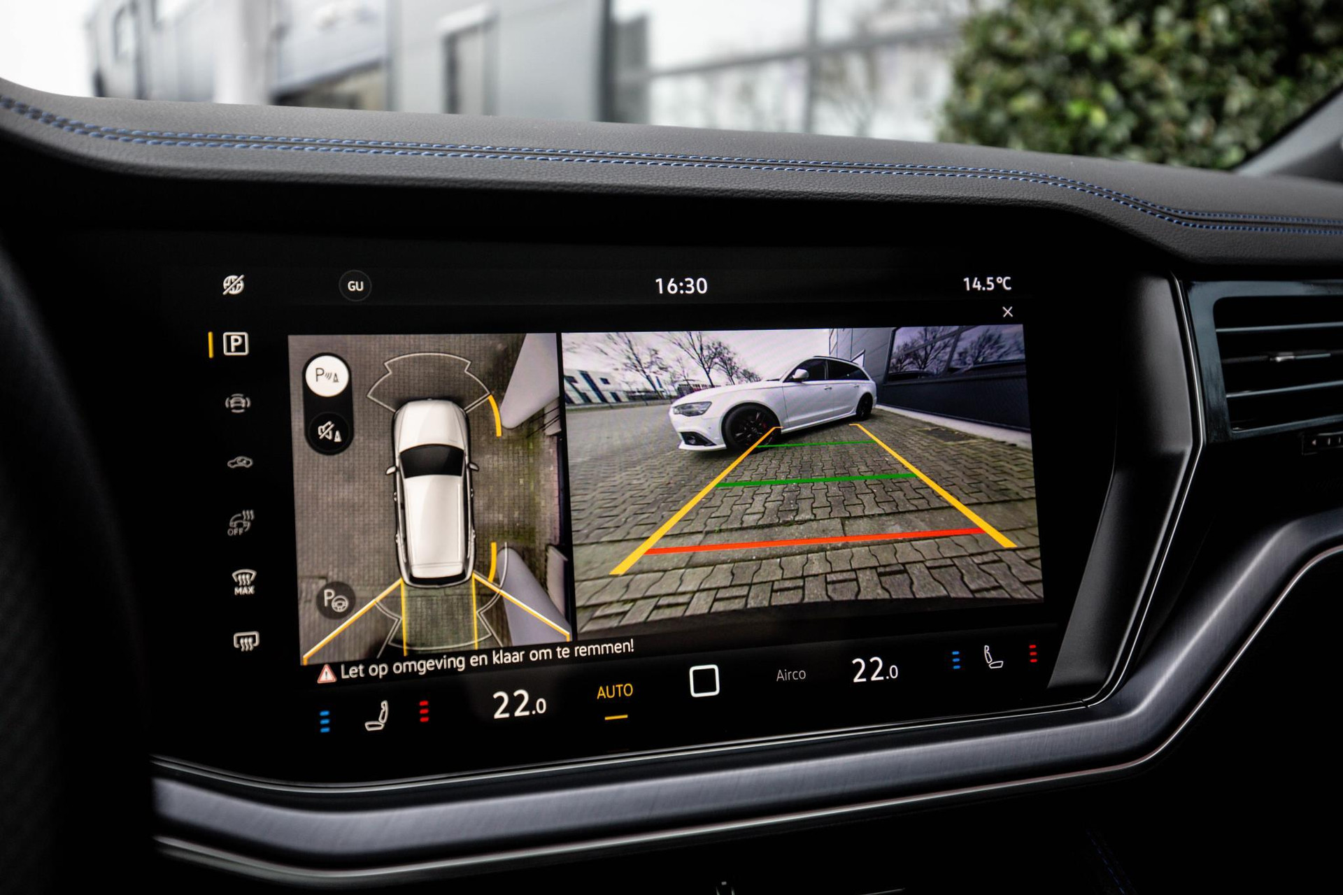 
Volkswagen Touareg 3.0 TSi eHybrid 4MOTION R vol									