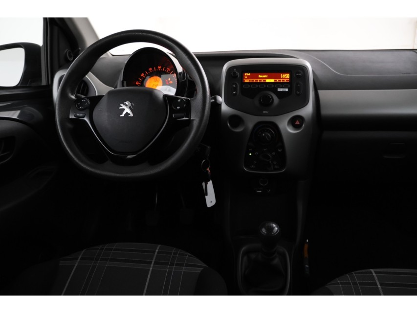 
								Peugeot 108 1.0 e-VTi Active vol									