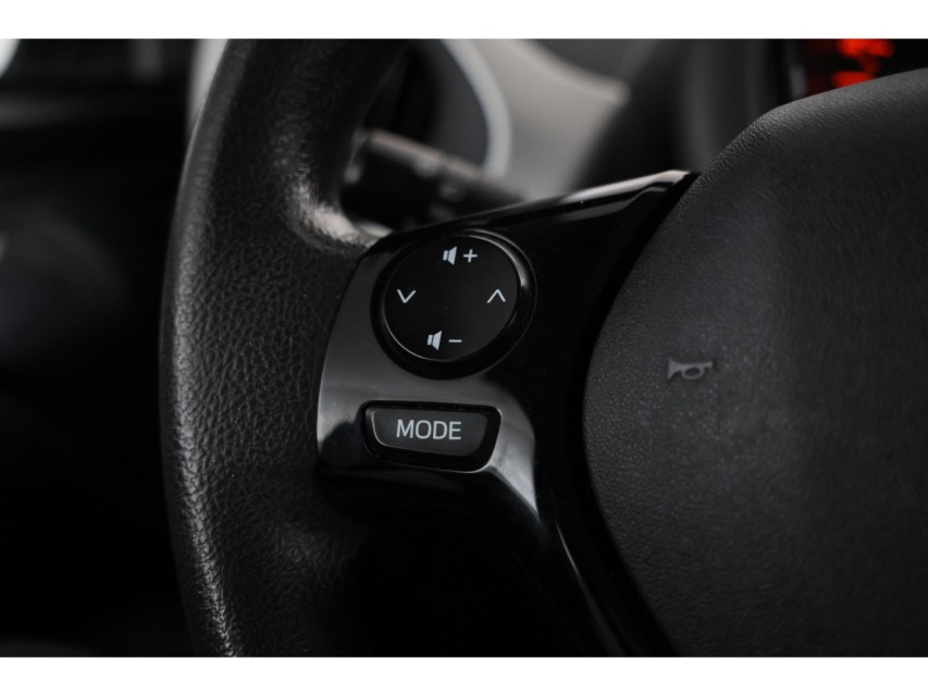 
								Peugeot 108 1.0 e-VTi Active vol									