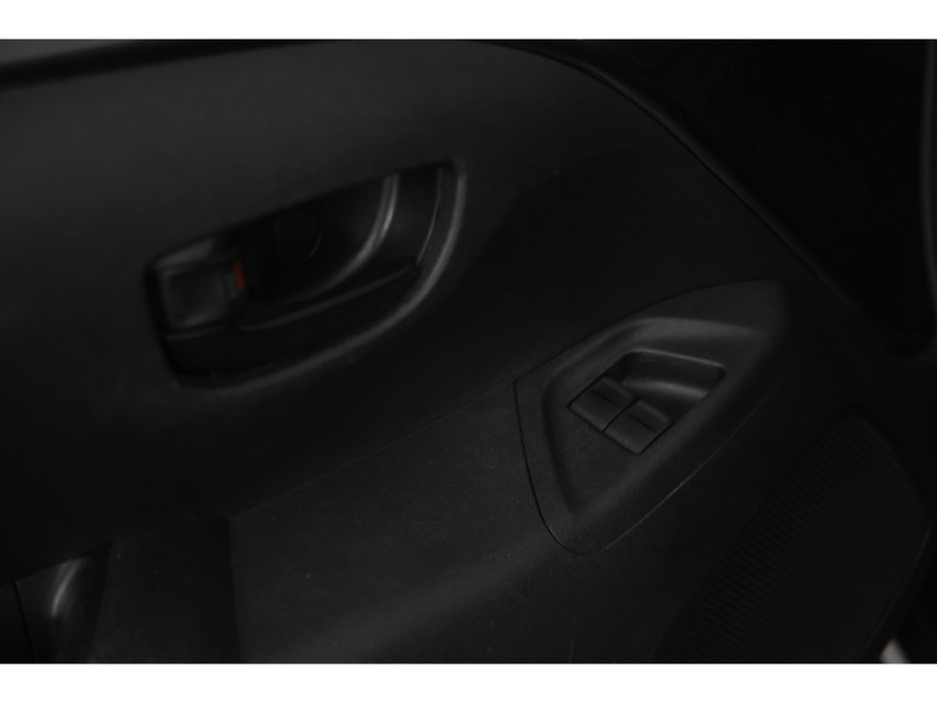 
								Peugeot 108 1.0 e-VTi Active vol									