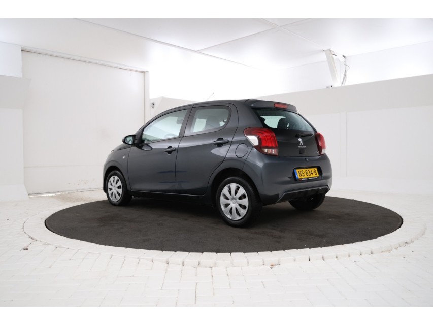 
								Peugeot 108 1.0 e-VTi Active vol									