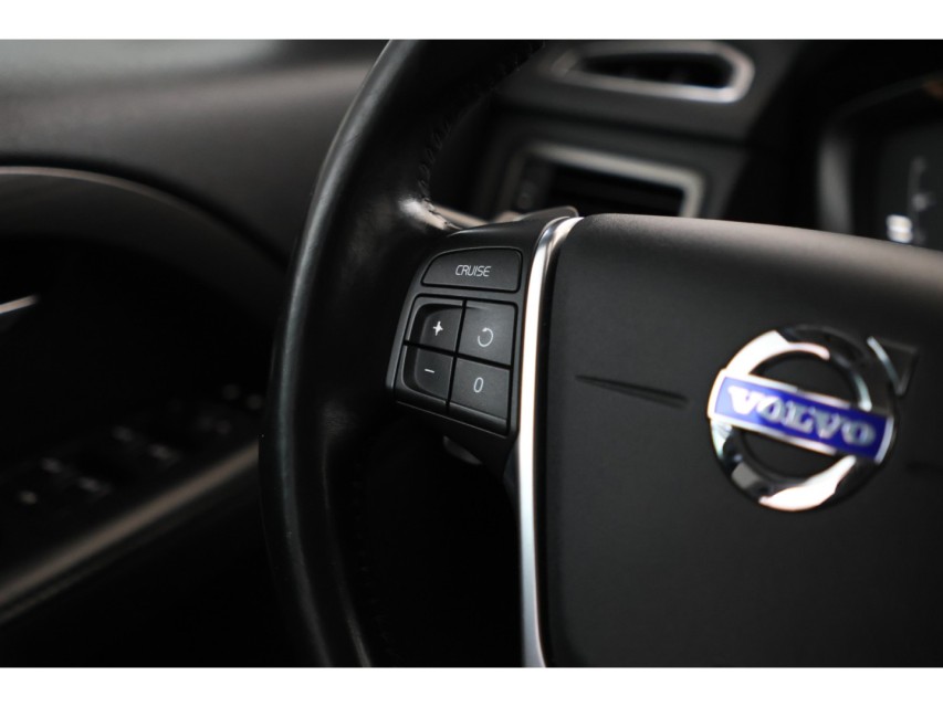 
								Volvo V70 1.6 D2 Momentum vol									