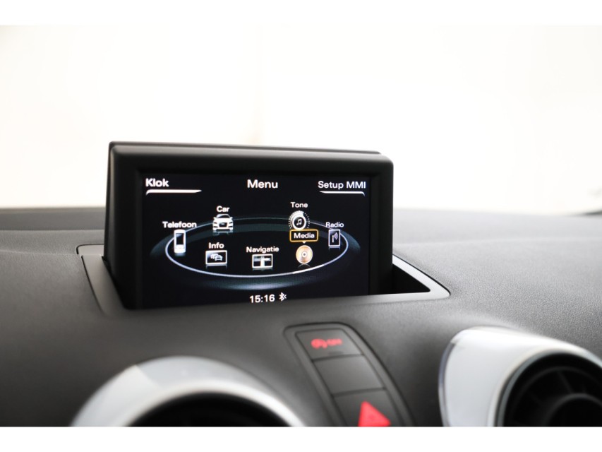 
								Audi A1 Sportback 1.2 TFSI Admired vol									