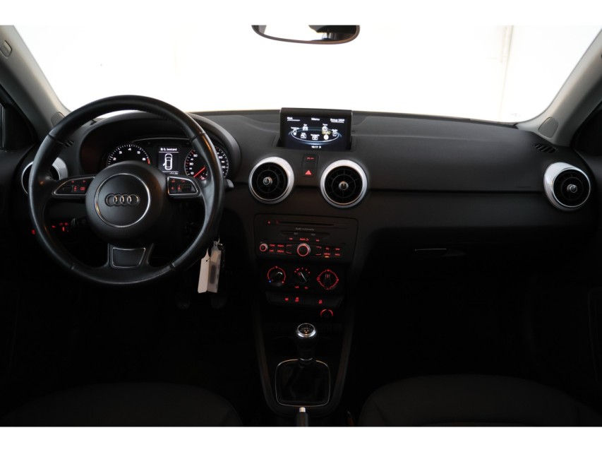 
								Audi A1 Sportback 1.2 TFSI Admired vol									