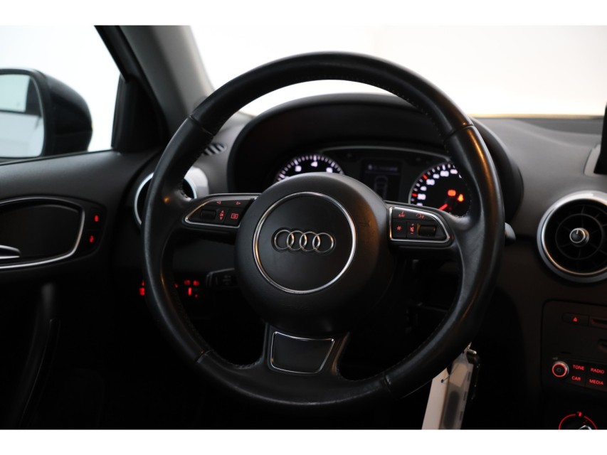 
								Audi A1 Sportback 1.2 TFSI Admired vol									