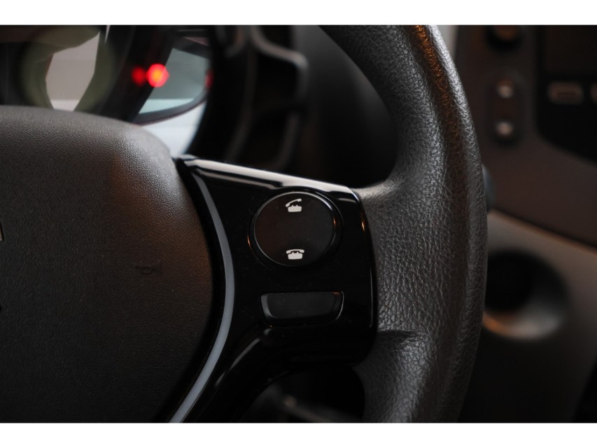 
								Peugeot 108 1.0 e-VTi Blue Lion vol									