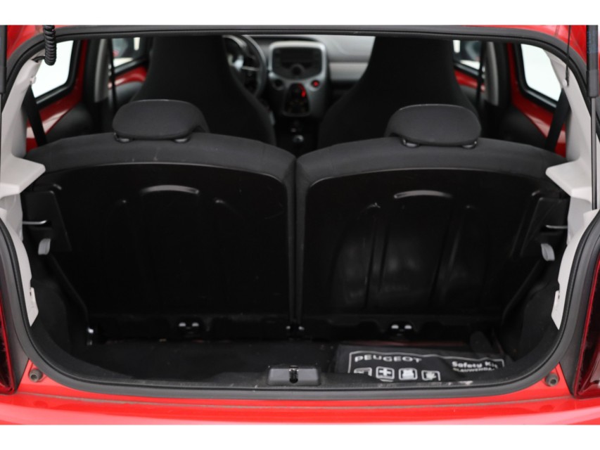 
								Peugeot 108 1.0 e-VTi Blue Lion vol									