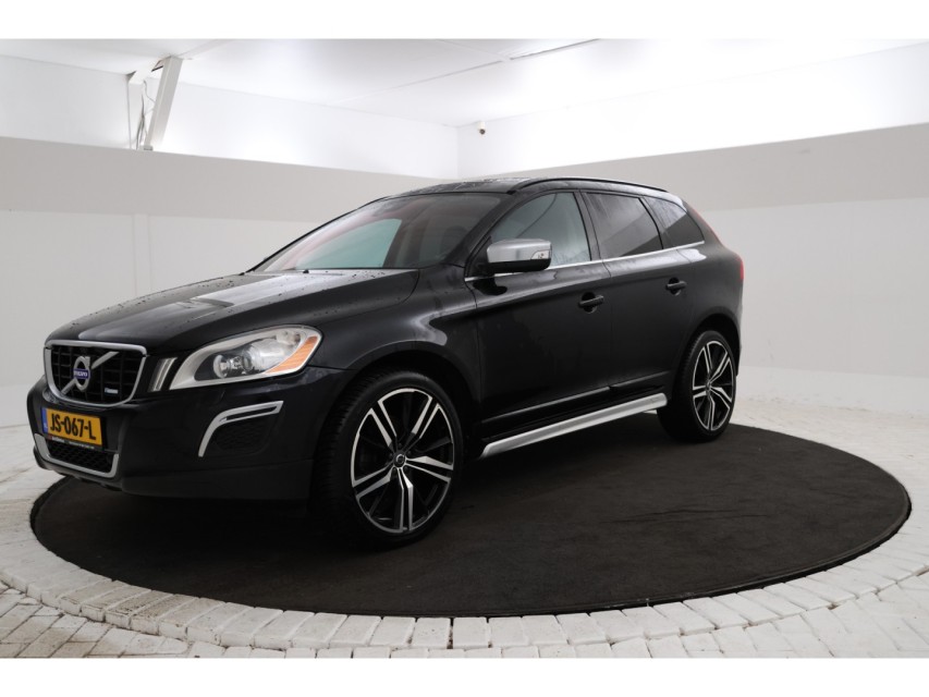 
								Volvo XC60 2.4 D5 R-design vol									