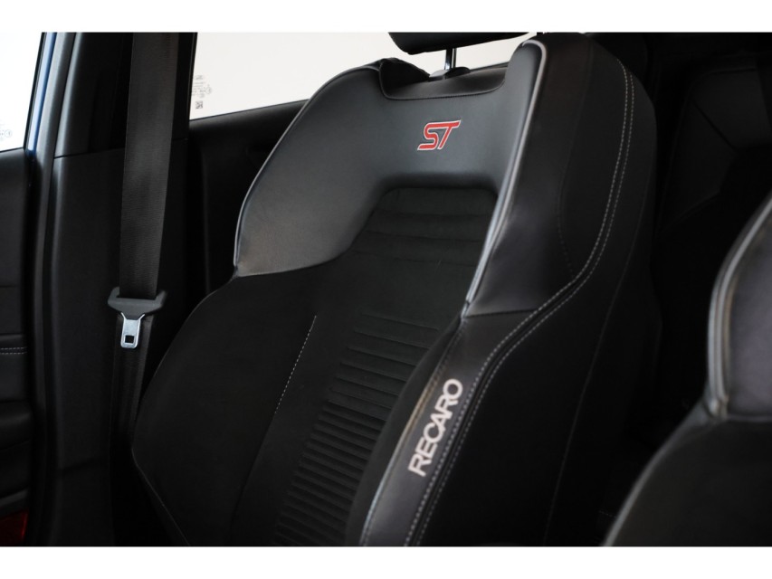 
								Ford Fiesta 1.5 EcoBoost ST-3 vol									